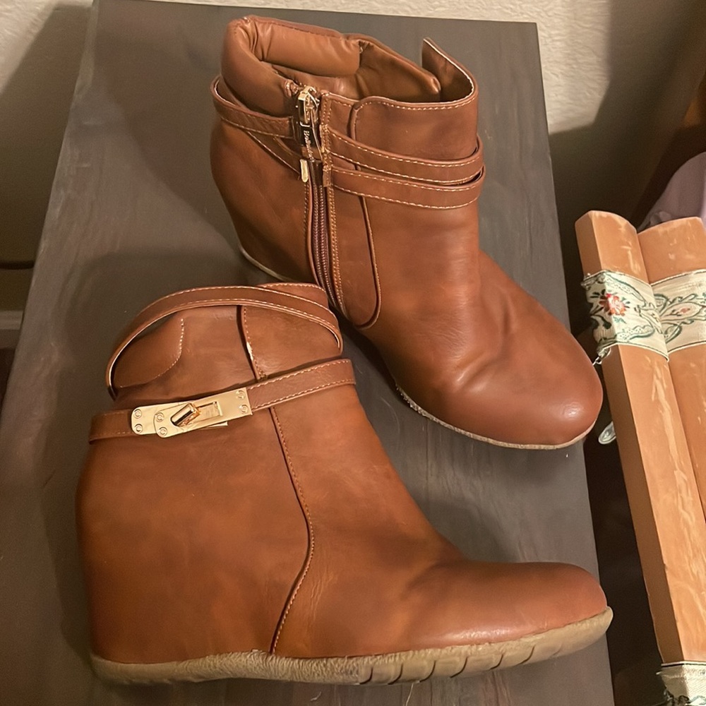 Camel booties - Picture 2 of 3
